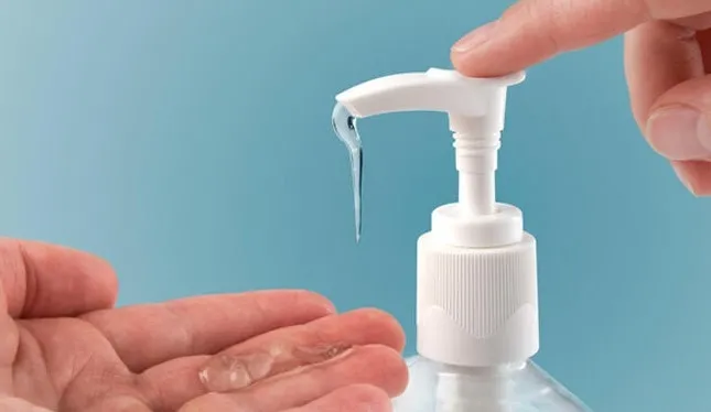 Milyonlarca insanın kullandığı dezenfektan kullanımında kritik uyarı: Kör edebilir