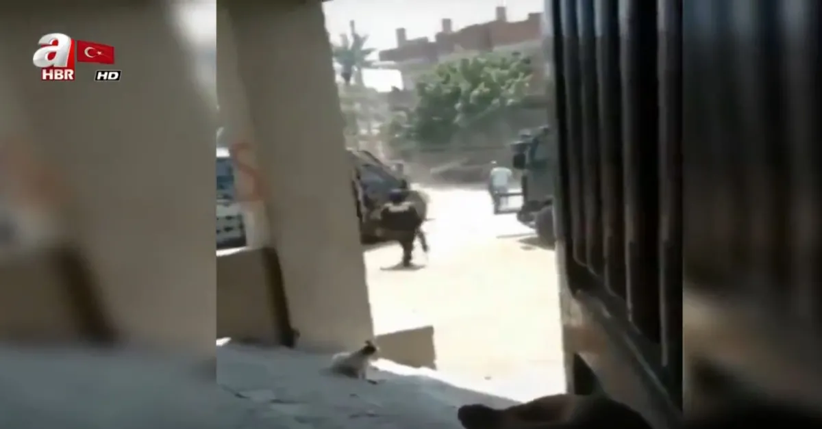 Darbeci Sisi, Mursi’nin doğduğu köyü abluka altına aldı! | Video