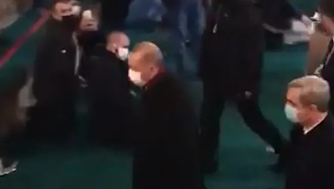 Başkan Erdoğan Ayasofya Camii'nde tekbir sesleriyle karşılandı - 3