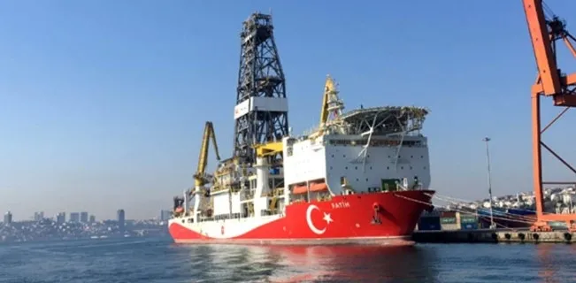 Karadeniz’de sondaj çalışması yapacak Fatih gemisi Trabzon Limanı’na yanaşacak!