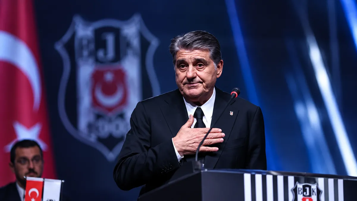 Beşiktaş’ta Serdal Adalı yönetimine ibra