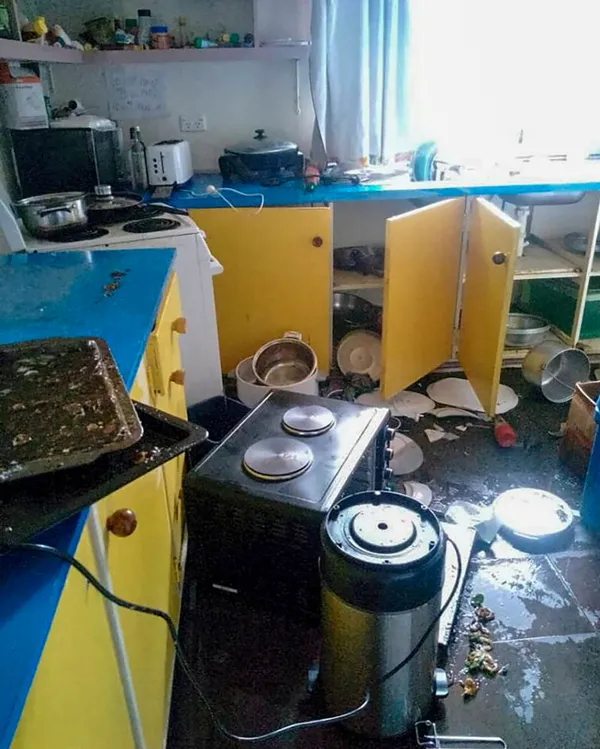 Papua Yeni Gine’de 7,6 büyüklüğünde deprem! Tsunami uyarısı verdiler