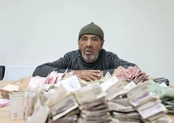 Dilencinin bir günlük kazancı dudak uçuklattı! Ekipler paraları say say bitiremedi