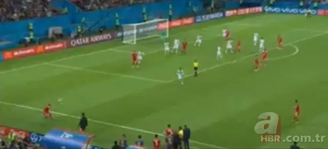 Tacı takla atarak kullanmaya çalıştı 16