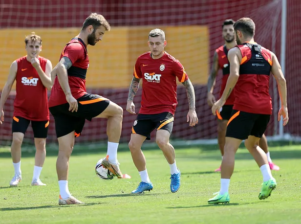 Galatasaray PSV maçı hangi kanalda, şifreli mi? 2021 GS PSV rövanş maçı ne zaman, saat kaçta başlayacak?