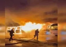 15 otobüs alev alev yandı!