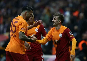 Galatasaray'da zorunlu değişim! Aytaç Kara 11'de başlayacak