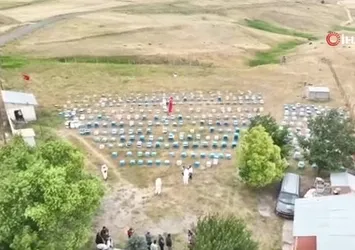 Ağrı'da kadınlar bal üretimine yöneliyor
