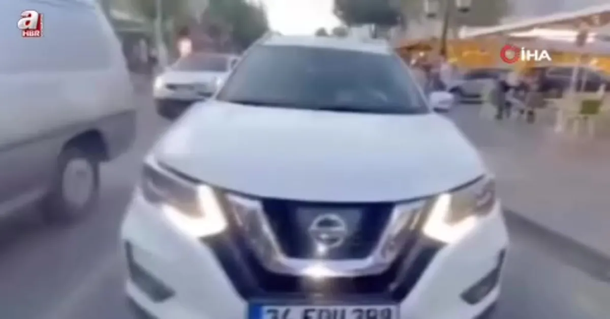Ters yöne girip motorcunun üstüne sürdü
