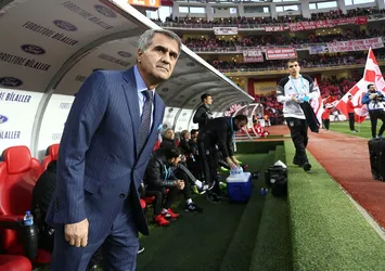 Beşiktaş'ta gidecek isimler belli oldu