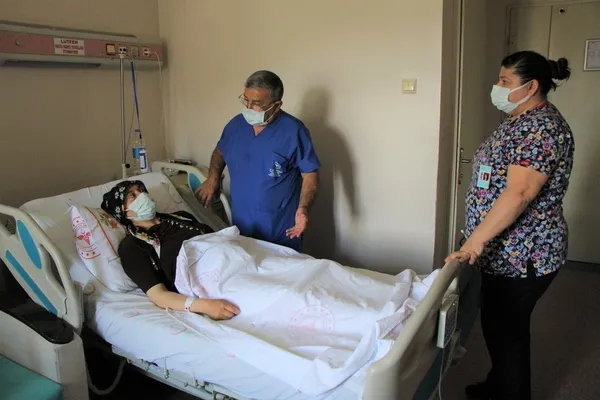 1623915856932.jpg Görenler hamile sanıyordu! Karnından 6,4 kilo kitle çıktı - 3