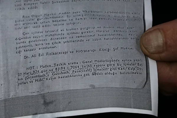 rizede-zehir-icmek-icin-kuyruga-girdiler-il-saglik-mudurlugu-uyardi-vatandas-inanmadi-1660896829167.jpg Rize’de zehir içmek için kuyruğa girdiler! İl Sağlık Müdürlüğü uyardı vatandaş inanmadı - 3