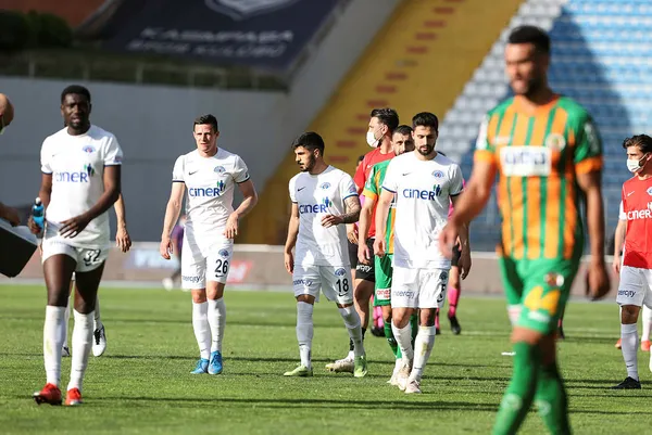 Kasımpaşa’dan rahat galibiyet! Kasımpaşa 3-0 Alanyaspor MAÇ SONUCU-ÖZET