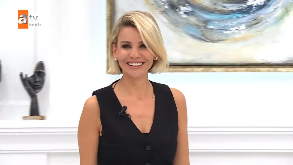 Esra Erol 12 Ekim Salı tek parça izle