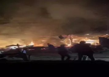 Bolu'da samanlık ve ahır alev alev yandı