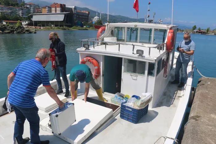 Karadeniz’deki kirlilikte ’müsilaj’ endişesi! Alarma geçiren görüntü: Numune alındı