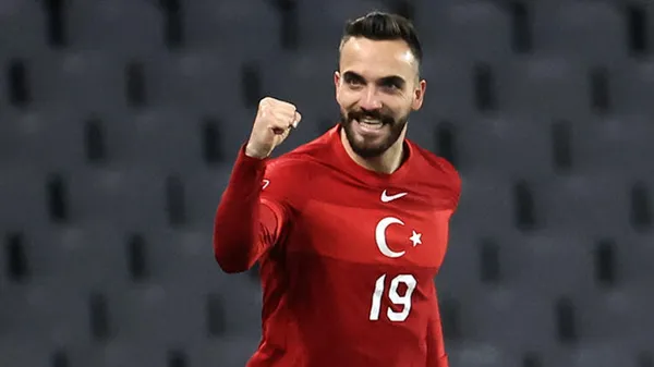 Fatih Terim listeyi verdi! İşte Galatasaray’ın transfer etmek istediği futbolcular