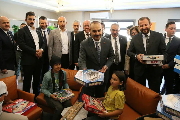 Sanayi ve Teknoloji Bakanı Mehmet Fatih Kacır’dan KOBİ’lere müjde! 450 milyon dolarlık destek geliyor