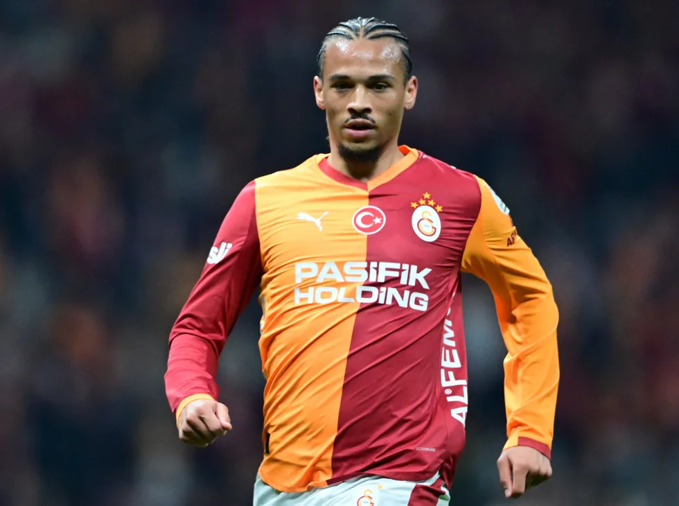 sampiyonluk-dugumu-rams-parkta-cozuluyor-yapay-zeka-dev-derbiyi-analiz-etti-1777131998261.jpg Şampiyonluk düğümü Rams Park’ta çözülüyor! Yapay zeka dev derbiyi analiz etti - 12