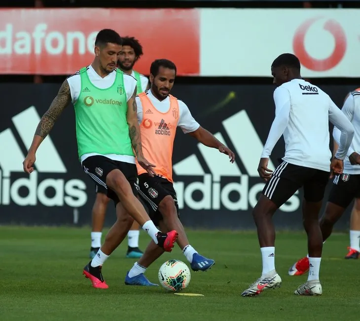 Beşiktaş-Fenerbahçe derbisi muhtemel ilk 11'ler | Dev derbi öncesi büyük sürpriz