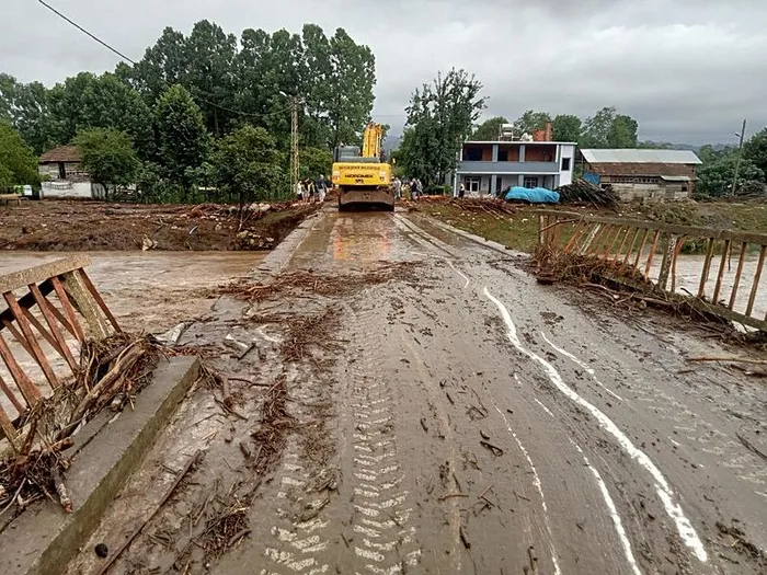 ordu-ve-samsunda-sel-fekaleti-1-kisi-hayatini-kaybetti-meteorolojiden-uyari-1720366834629.jpg Ordu ve Samsun'da sel felaketi! 1 kişi hayatını kaybetti | Meteoroloji'den uyarı - 5
