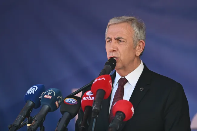 Meral Akşener’den Mansur Yavaş’a: CHP’nin ev kölesi