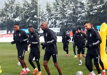 Son dakika: Beşiktaş'ın Karagümrük maçı kadrosu açıklandı | 3 futbolcu kadroda yok!