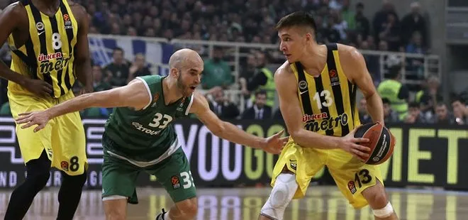 ATİNA'DA MUHTEŞEM GERİ DÖNÜŞ