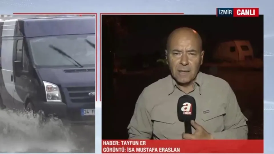 İzmir’de sağanak yağış başladı