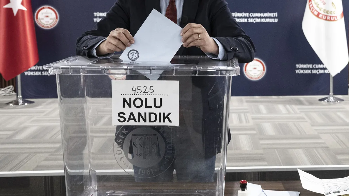 YSK kararı Resmi Gazete'de! 600 vekil 81 il | Hangi il kaç milletvekili çıkaracak?