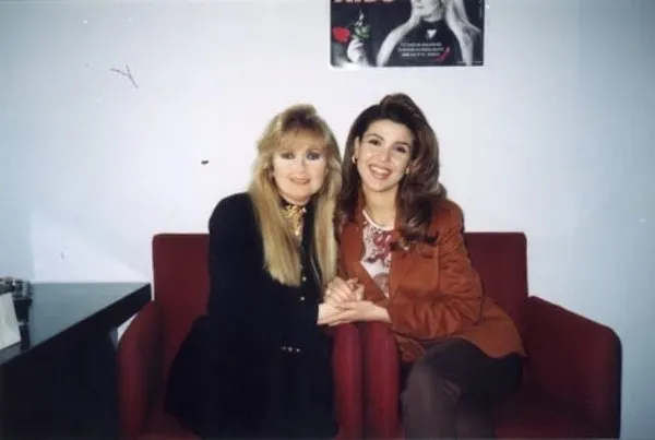 Efsane şarkıcı Serpil Barlas son yolculuğuna uğurlandı