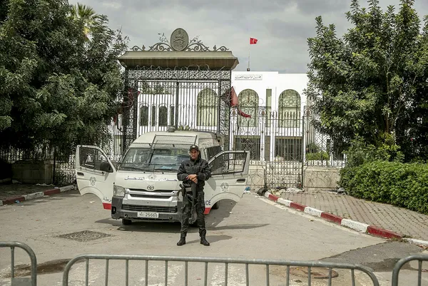 baskan-erdogandan-tunus-aciklamasi-meclisin-feshi-tunus-halkinin-iradesine-bir-darbedir-1649089345253.jpg Başkan Erdoğan'dan Tunus açıklaması: Meclis'in feshi Tunus halkının iradesine bir darbedir - 2