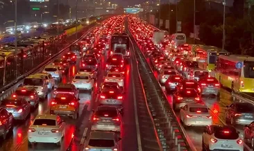 İstanbul’da trafik çilesi! Yüzde 90 ölçüldü