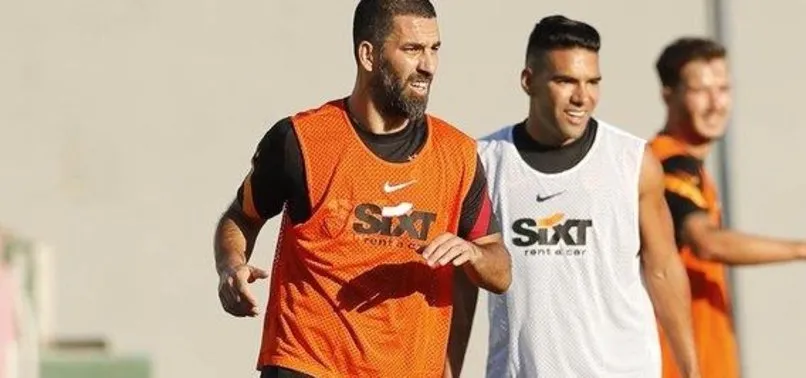 Arda Turan ve Falcao buluştu! Emre Kılınç ilk idmanına çıktı...