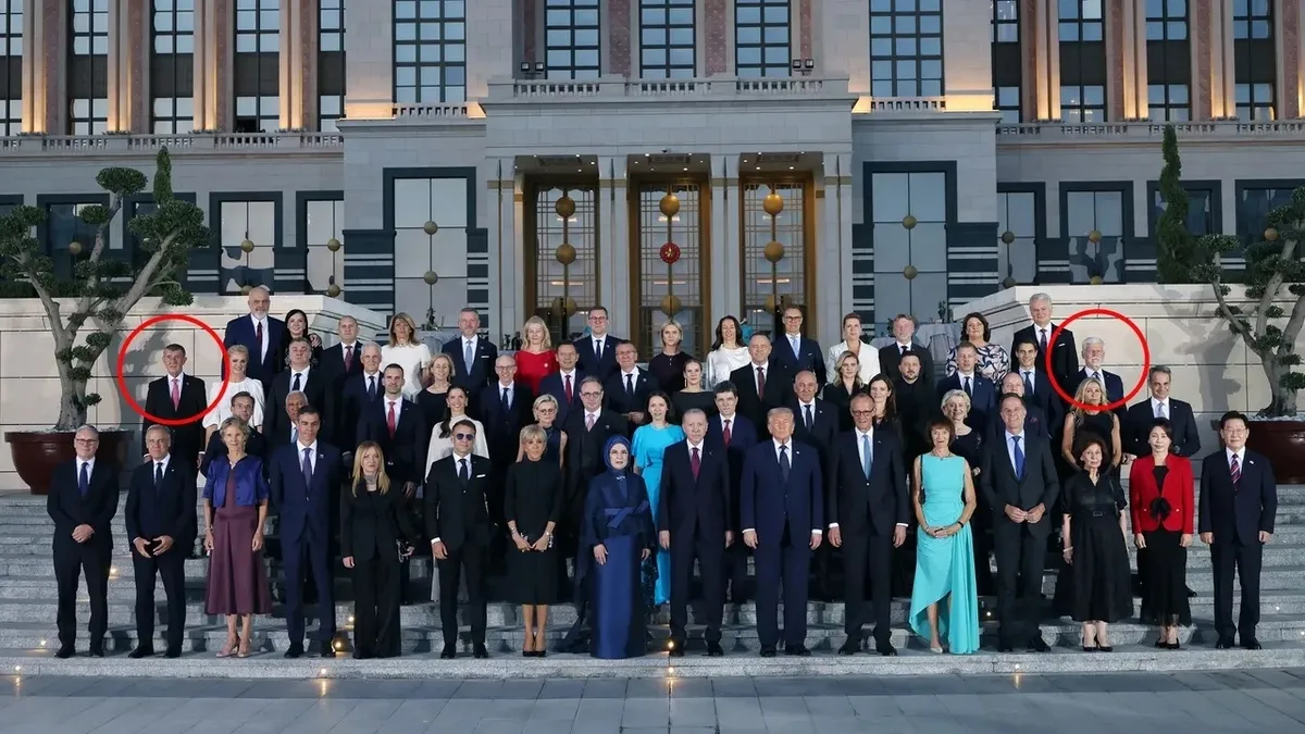 NATO Zirvesi'nde bir ilk yaşandı! Çekya'yı iki ayrı lider temsil etti