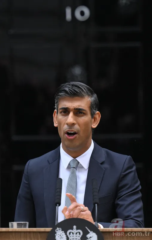 İngiltere’nin yeni Başbakanı Rishi Sunak’ın bu özelliklerini duyunca çok şaşıracaksınız! Tam bir bağımlı çıktı! Dişlerini kaybetme sebebi… 7