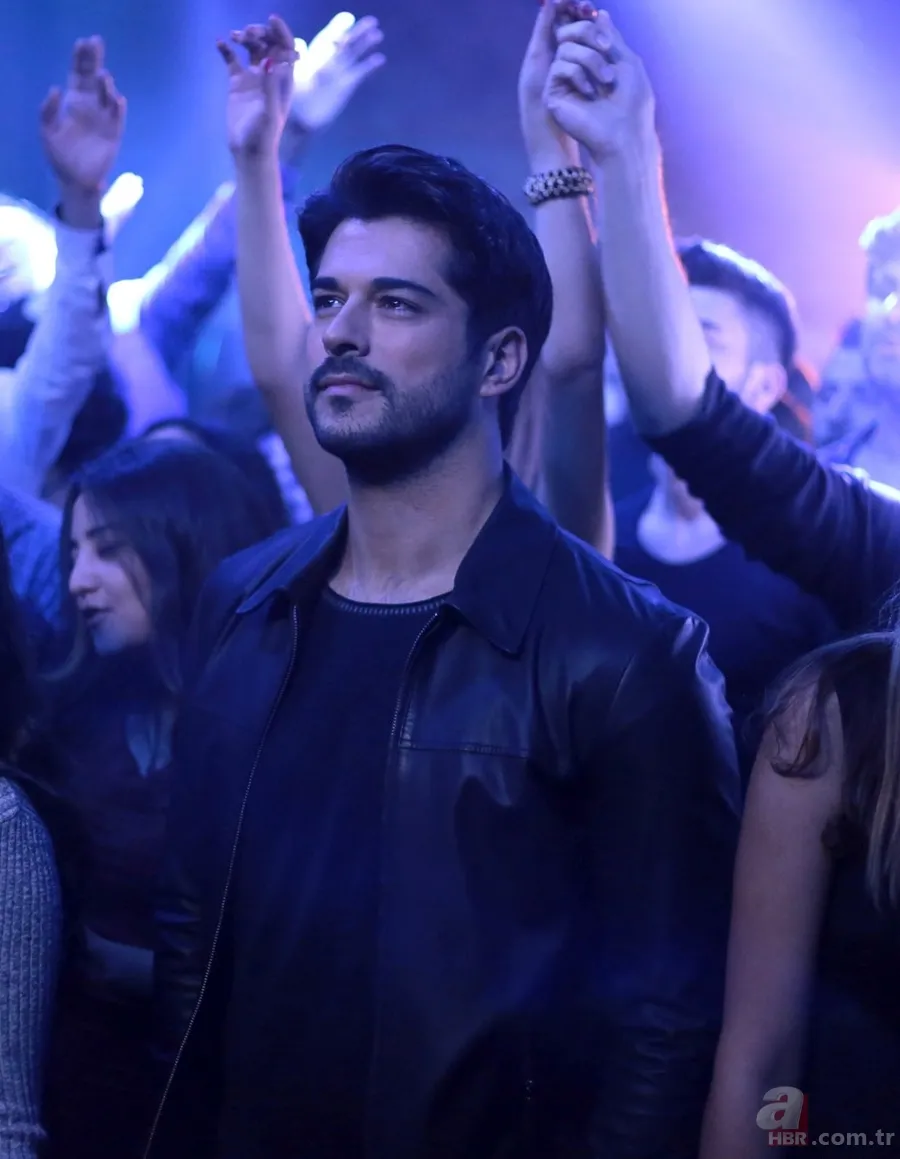 Çarpışma dizisinin Kadir Adalı'sı Kıvanç Tatlıtuğ hakkında şaşırtan gerçek! İşte Çarpışma dizisinin Kadir Adalı'sının daha önce duymadığınız özelliği 14