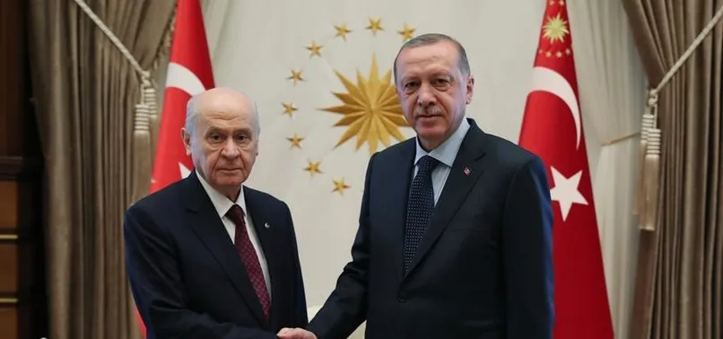 BAHÇELİ'DEN MESAJ: CUMHURBAŞKANLIĞI HÜKÜMET SİSTEMİ...