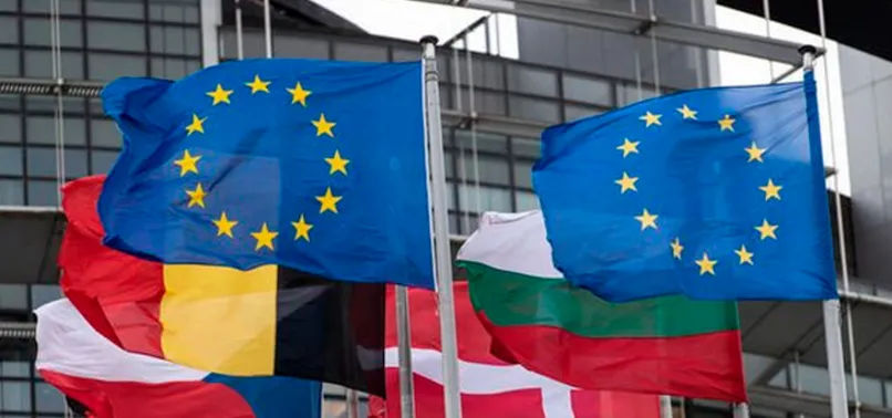 Küresel kriz avro bölgesini vurdu! O ülkeler borç batağında