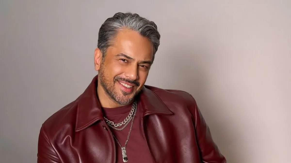 Emre Altuğ sır gibi sakladığı sevgilisini öve öve bitiremedi!