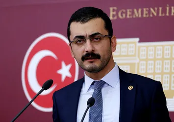 CHP'li Eren Erdem'e yurt dışı çıkış yasağı