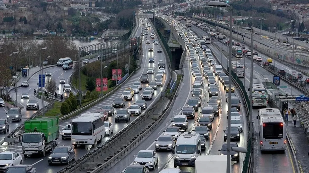 TÜİK açıkladı: 2024 yılında 2 milyon aracın trafiğe kaydı yapıldı