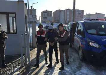 PKK sanığının evinde Gülen kitapları çıktı