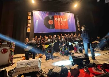 Ağrı'da 90'lar rüzgârı esti