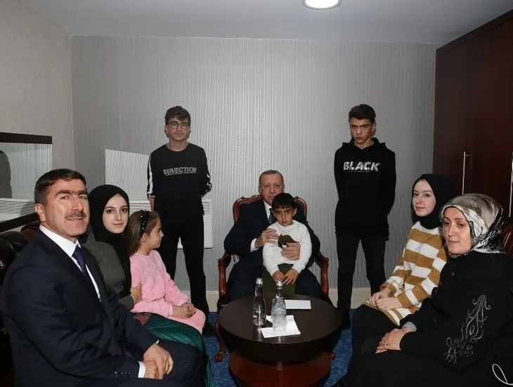 Başkan Erdoğan, Şehit Ahmet Budak'ın eşi ve çocuklarını kabul etti