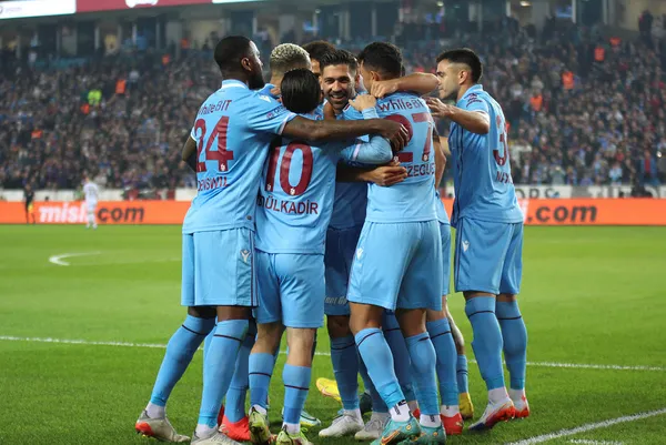 trabzonda-puanlar-paylasildi-trabzonspor-2-2-konyaspor-mac-sonucu-ozet-1667761984213.jpg Trabzon'da puanlar paylaşıldı! Trabzonspor 2-2 Konyaspor (MAÇ SONUCU-ÖZET) - 3