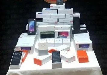 Kocaeli’de kaçak cep telefonu operasyonu