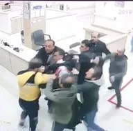 Hastanede sağlık çalışanına saldırı! Dehşet anları kamerada