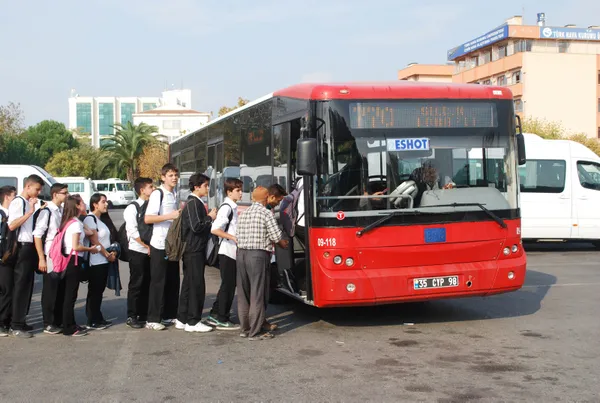 Mahkemeden Tunç Soyer'e büyük şok! Toplu ulaşım zammını geri çekecek - 4