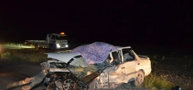 Aksaray’da feci kaza! Kamyonetle otomobil çarpıştı 1 ölü, 6 yaralı